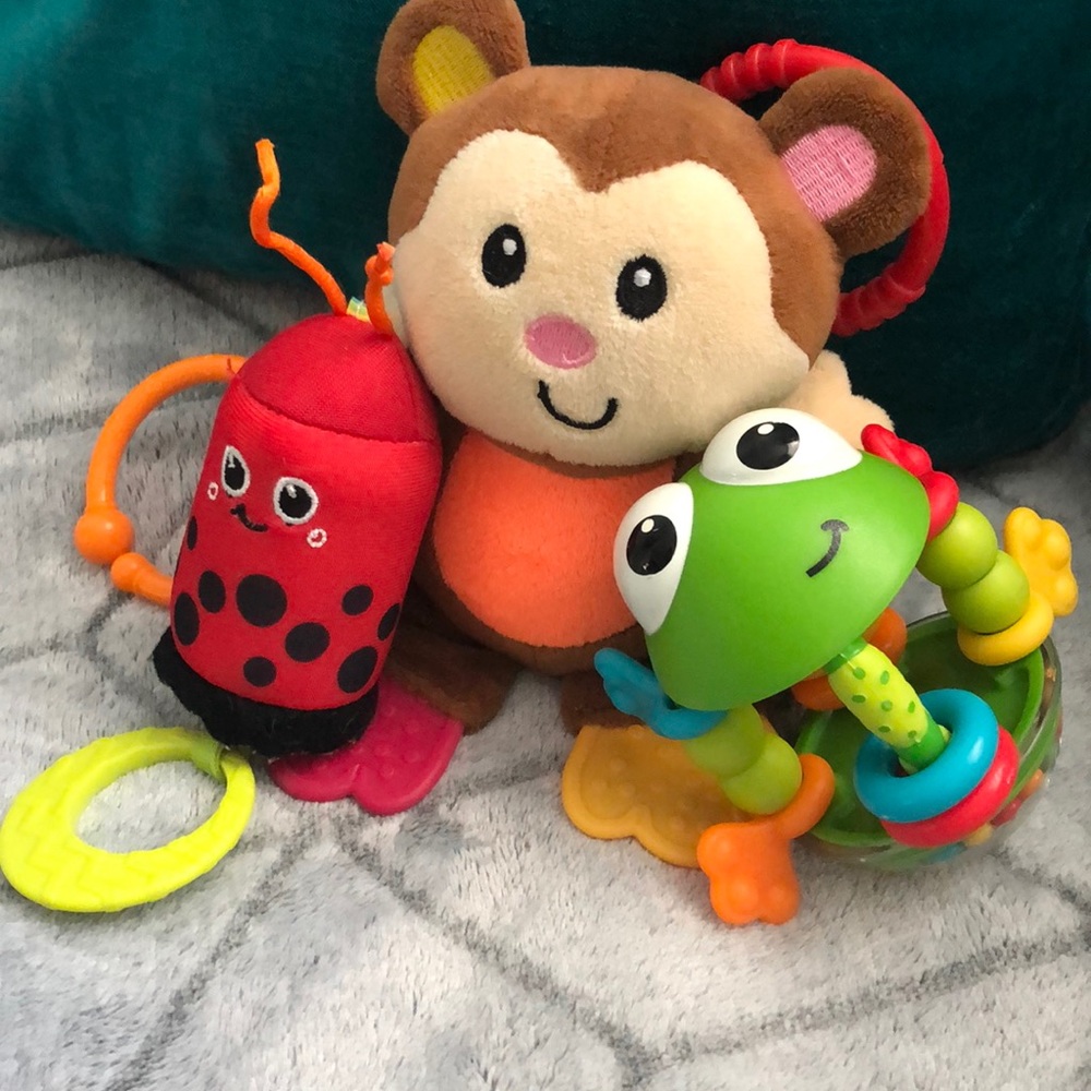 Baby rattles and chew toys